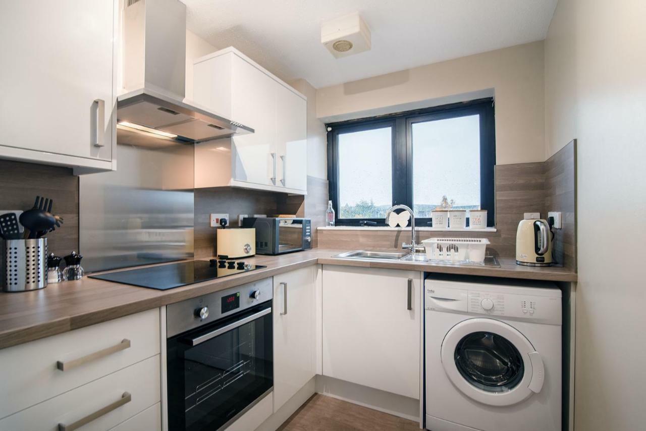 Sec/ Hydro Two Bed Flat With Free Parking And Great View Daire Glasgow Dış mekan fotoğraf